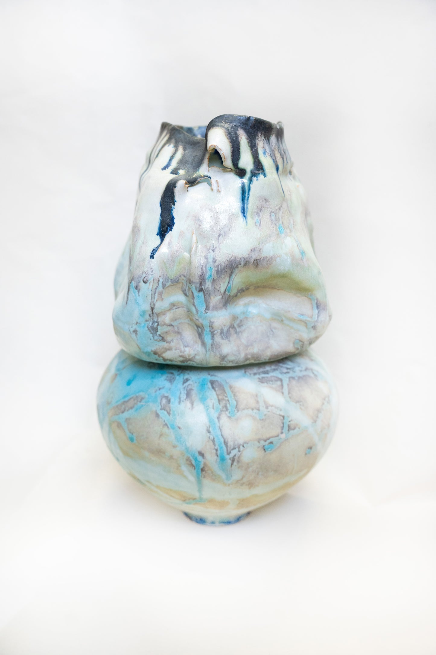 Sunken Ice Cap Vase